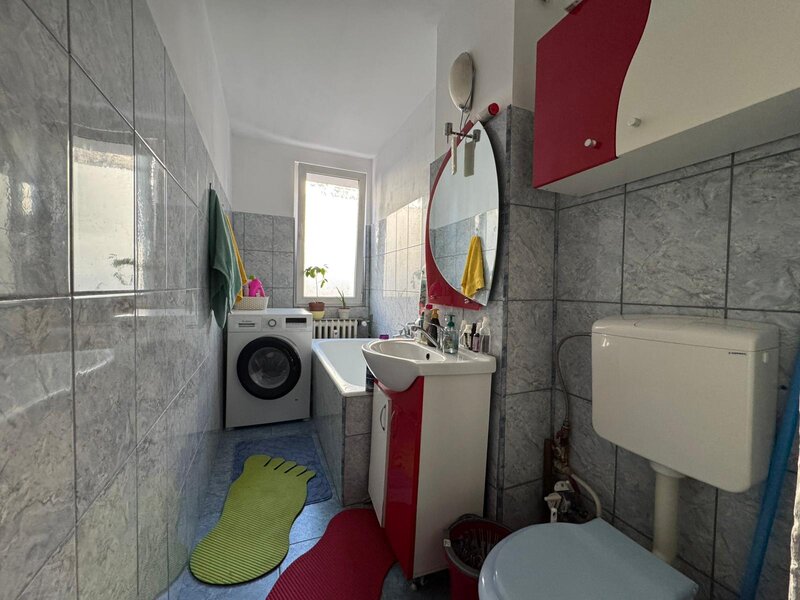 Drumul Taberei, Valea Oltului, garsoniera 33 mp